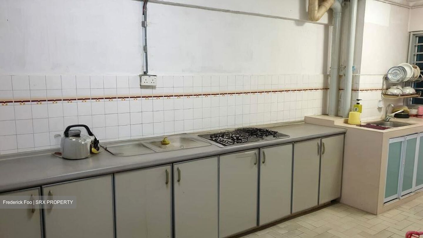 Blk 221 Yishun Gardens (Yishun), HDB 5 Rooms #508065391